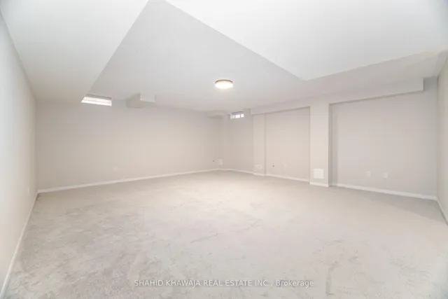 Additional image 38 of 501 Bessborough Dr