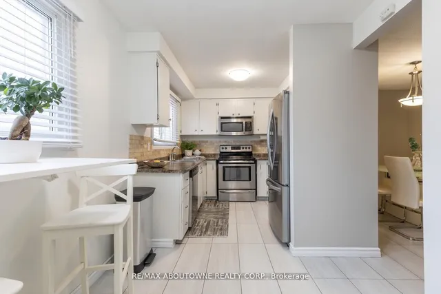 Additional image 13 of 11 Harrisford St Unit 100