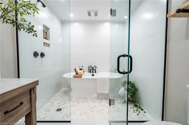 Additional image 26 of 937 Safari Rd