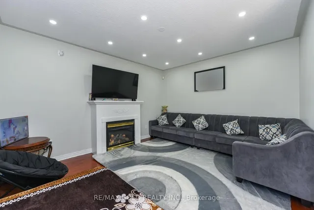 Additional image 9 of 42 York St