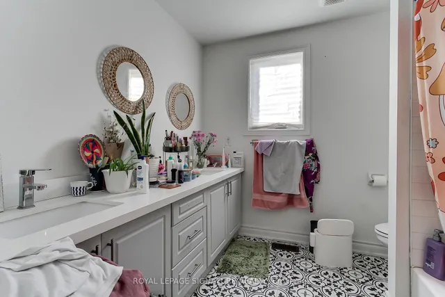 Additional image 4 of 1267 King St