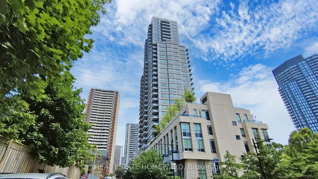 500 Sherbourne St Unit 3006