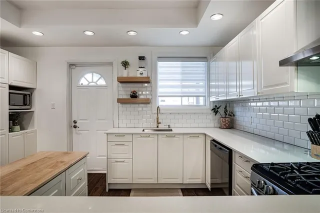 Additional image 19 of 37 Holton Ave