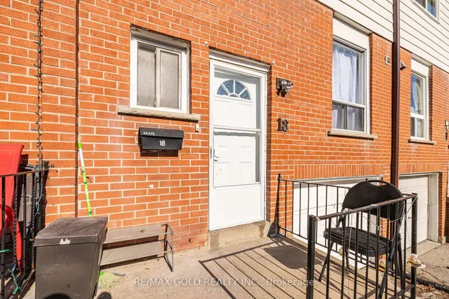 Additional image 3 of 7560 Goreway Dr Unit 18