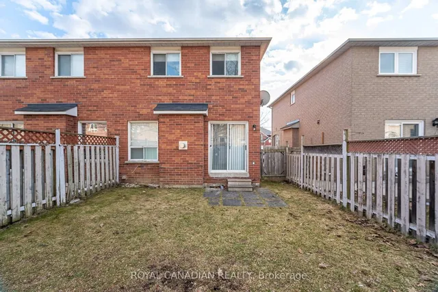 Additional image 49 of 69 Yellow Brick Rd