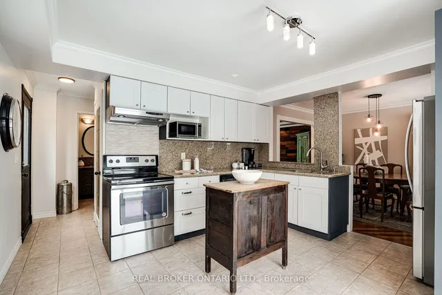 Additional image 12 of 24 Drakes Dr