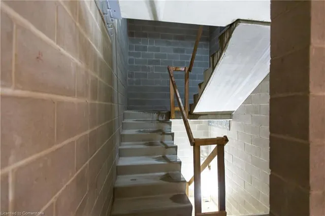 Additional image 3 of 293 King St