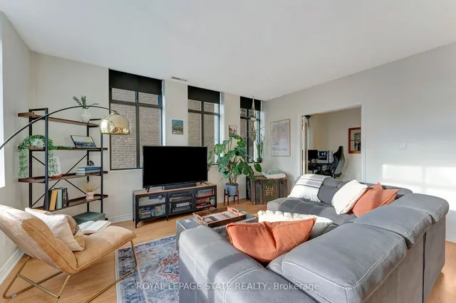 Additional image 26 of 36 James St Unit 701