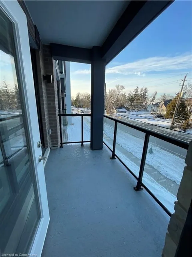 Additional image 17 of 600 North Service Rd Unit 214