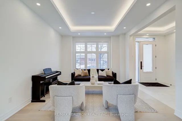 Additional image 4 of 9 June Ave