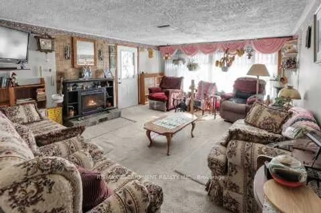 Additional image 9 of 1047 Ridge Rd