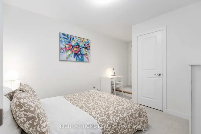 Additional image 37 of 1557 MIDLAND Ave