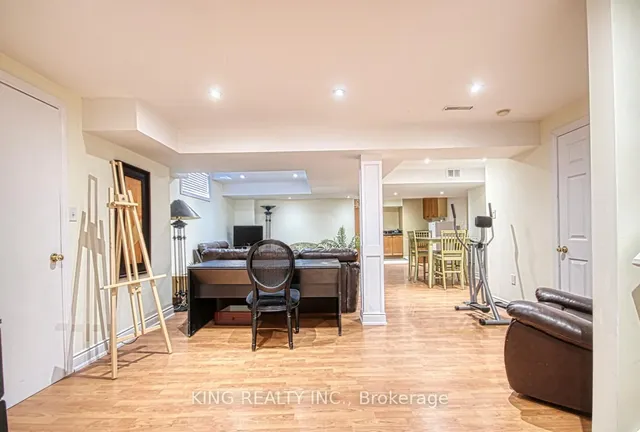 Additional image 36 of 3 Xavier Crt