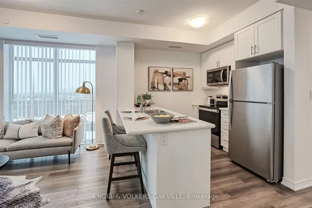 Additional image 9 of 460 Dundas St Unit 611