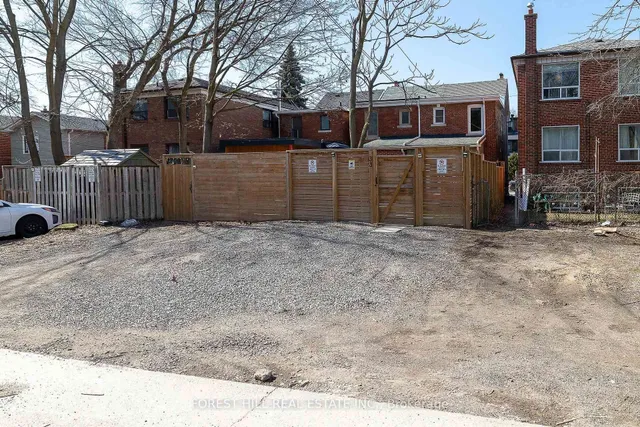 Additional image 36 of 33 Kenwood Ave