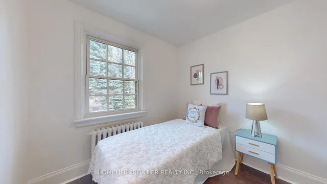 Additional image 34 of 40 Indian Road Cres