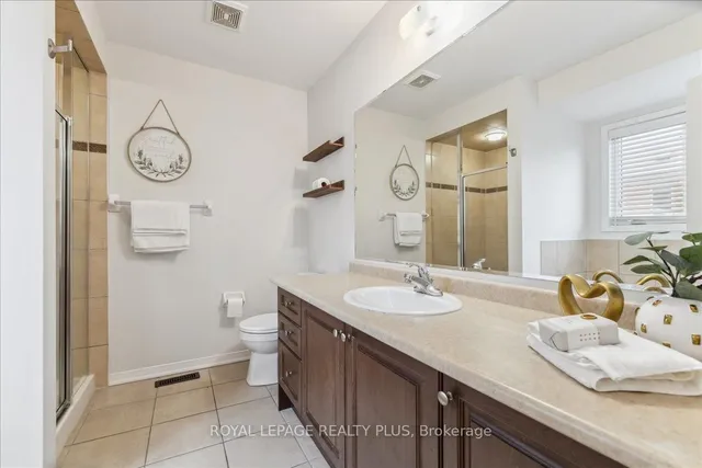 Additional image 16 of 337 Landsborough Ave