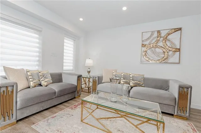 Additional image 15 of 107 Pony Way