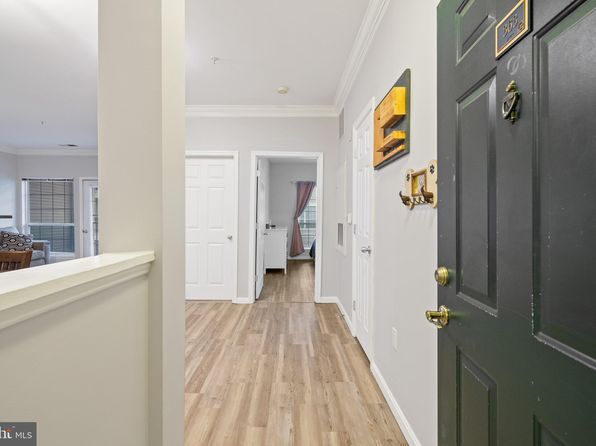 4862 Eisenhower Ave UNIT 363, Alexandria, VA 22304