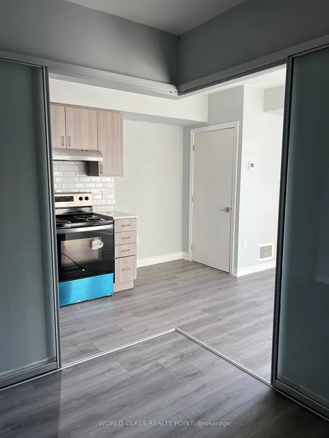 Additional image 7 of 1 Falaise Rd Unit 411