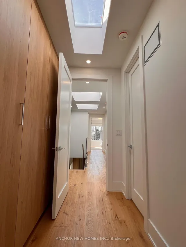 Additional image 19 of 257 Chisholm Ave