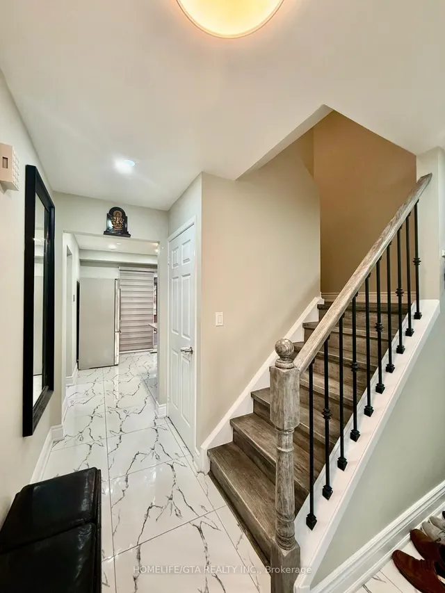 Additional image 4 of 30 Chad Cres