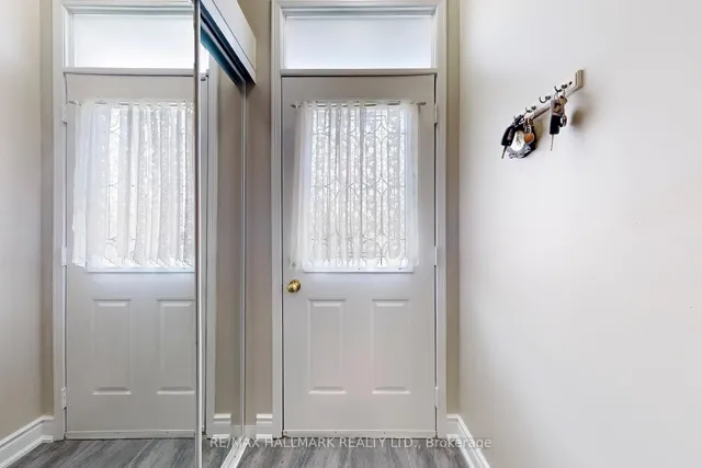 Additional image 15 of 83 Mondeo Dr Unit 307