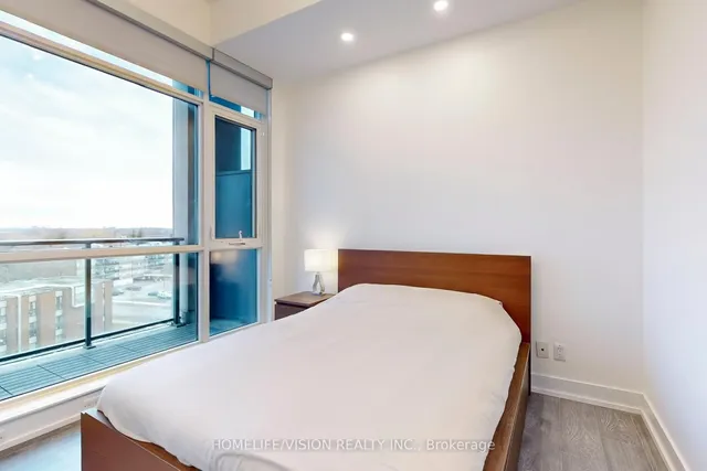 Additional image 23 of 75 The Donway West N/A Unit 710