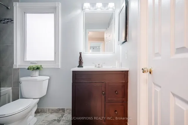 Additional image 27 of 28 Longsword Dr