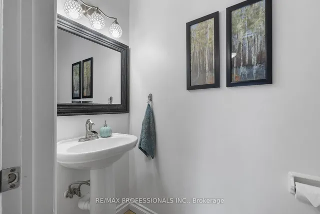 Additional image 21 of 49 Dawson Cres