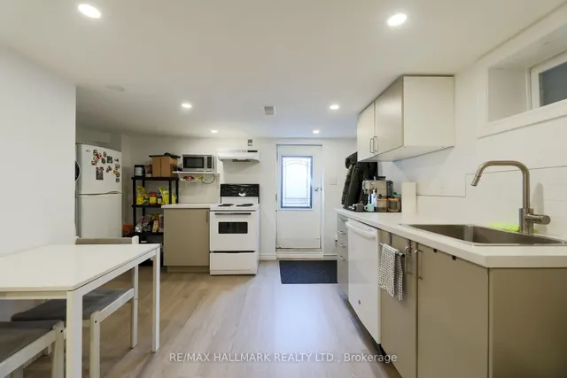 Additional image 21 of 134 Cedric Ave