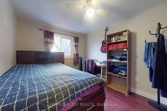 Additional image 24 of 38 Deanscroft Sq