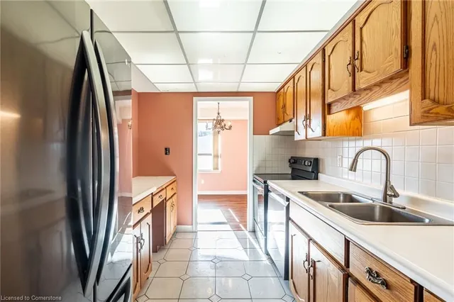 Additional image 11 of 8 Village Green Unit 612