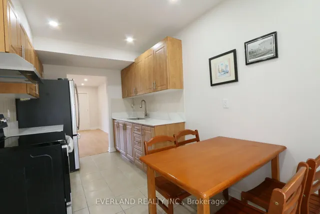 Additional image 6 of 8 Liszt Gate Unit 9