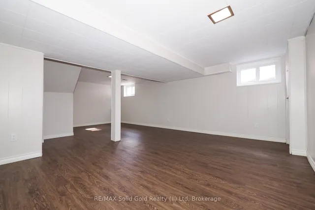 Additional image 27 of 146 Lancaster St