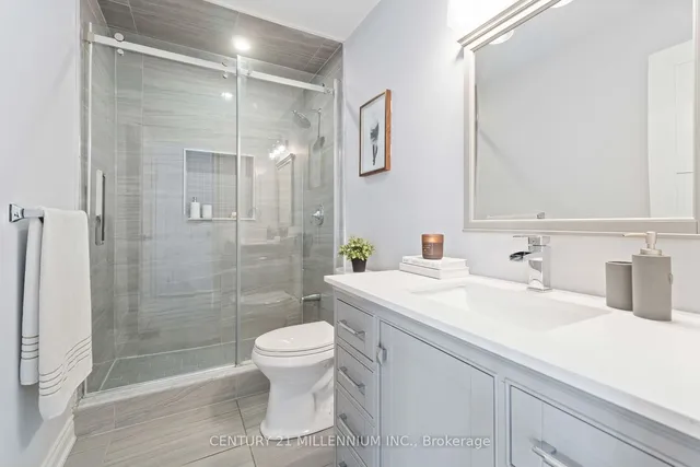 Additional image 11 of 599 Beach Blvd