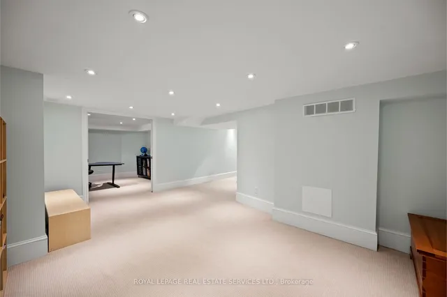 Additional image 31 of 407 Aberdeen Ave