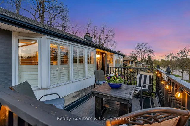 Additional image 38 of 924 Union St