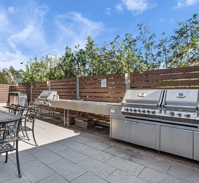 Additional image 33 of 15 Fort York Blvd Unit 2610