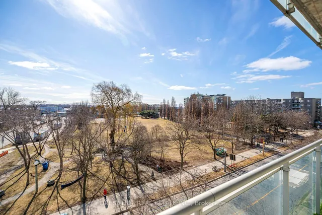 Additional image 24 of 650 Queens Quay Unit 608