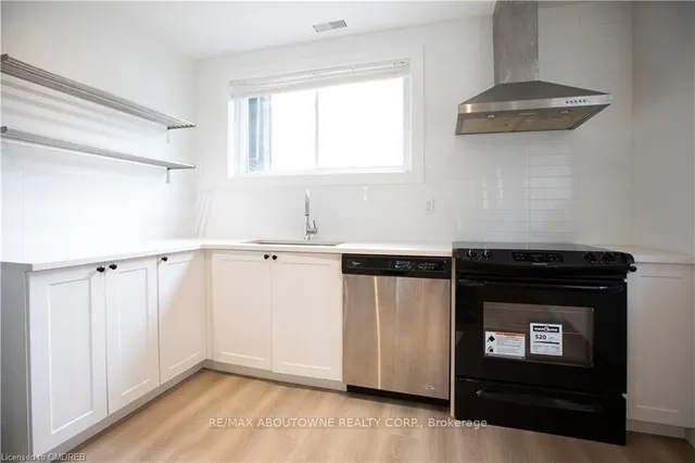 Additional image 17 of 49 Fairleigh Ave