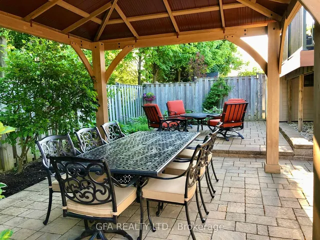 Additional image 32 of 46 Whiterock Ave