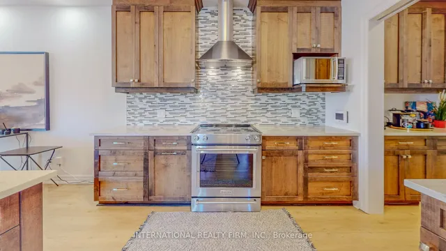 Additional image 15 of 275 Falconridge Dr