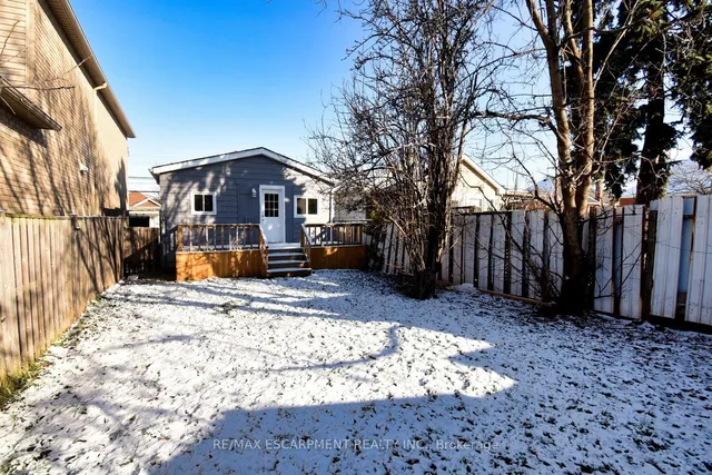 Additional image 35 of 32 Vansitmart Ave