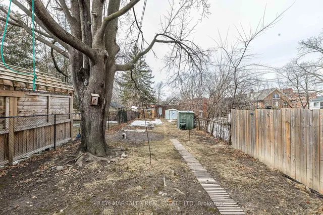 Additional image 32 of 402 Dundurn St