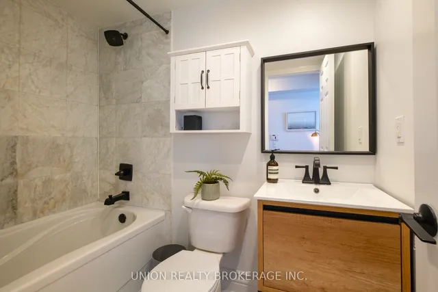 Additional image 19 of 539 Jarvis St Unit M1