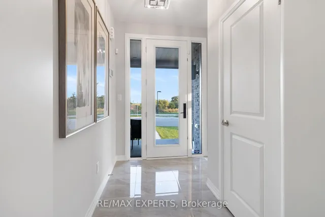 Additional image 6 of 12 Moorcroft Pl