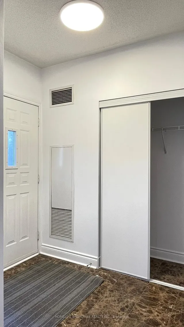 Additional image 6 of 1 Rean Dr Unit 8