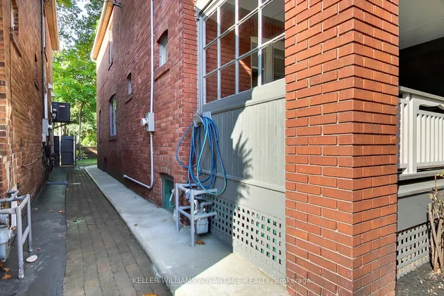 Additional image 29 of 108 Maclean Ave