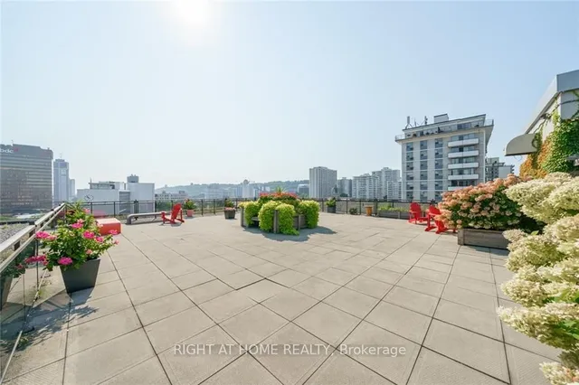 Additional image 24 of 66 Bay St Unit 312